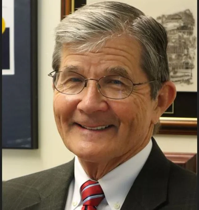 Head and shoulders photo of a man