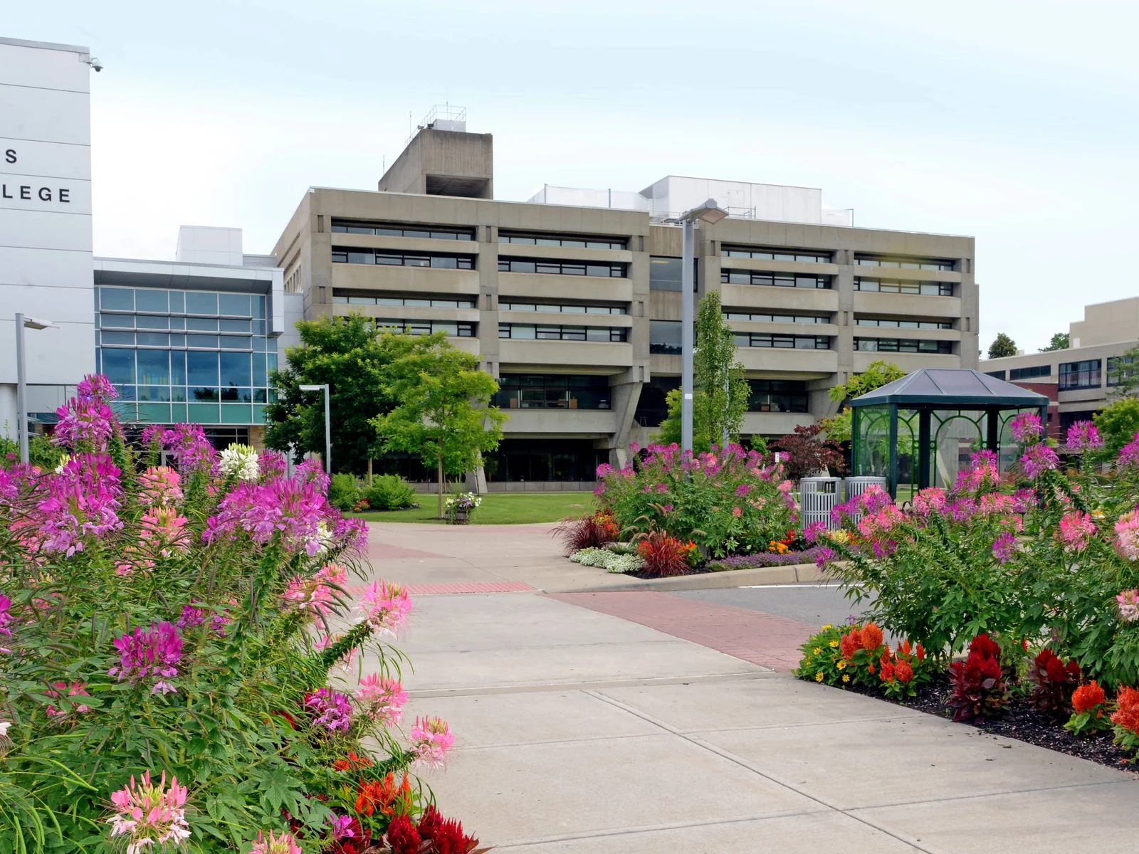 FLCC main building on the Canandaigua Campus