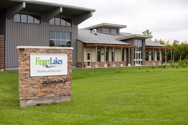 FLCC main building on the Canandaigua Campus.