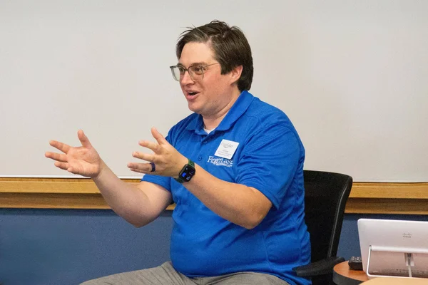 FLCC expert in AI presents on emerging opportunities.