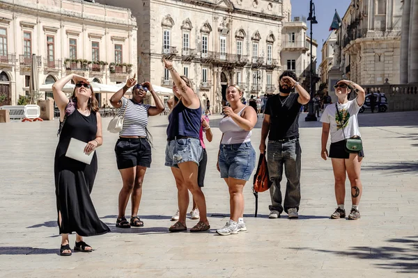 FLCC students sightseeing in Sicily