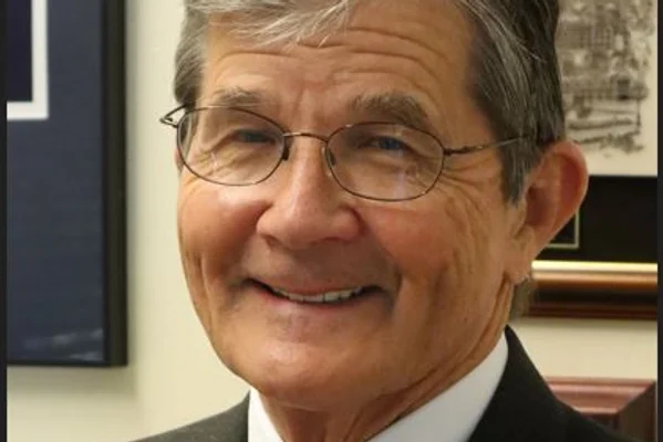 Head and shoulders photo of a man