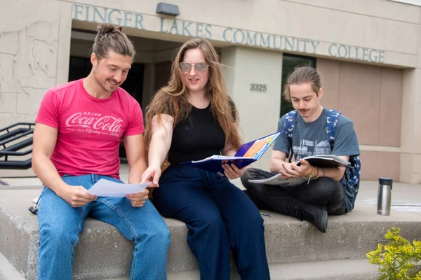 academics studying outside 2022