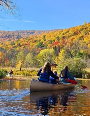 Students canoeing on the Honeoye Inlet.